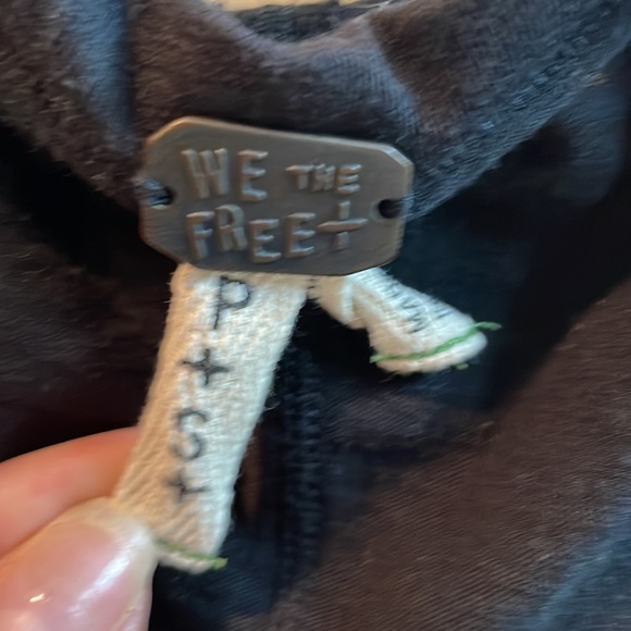 Tank top - Picture 2 of 5